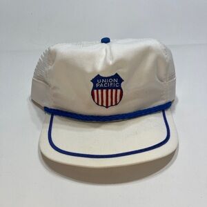 Vintage Union Pacific Snapback Trucker‎ Hat Cap Mesh White Blue Rope USA made